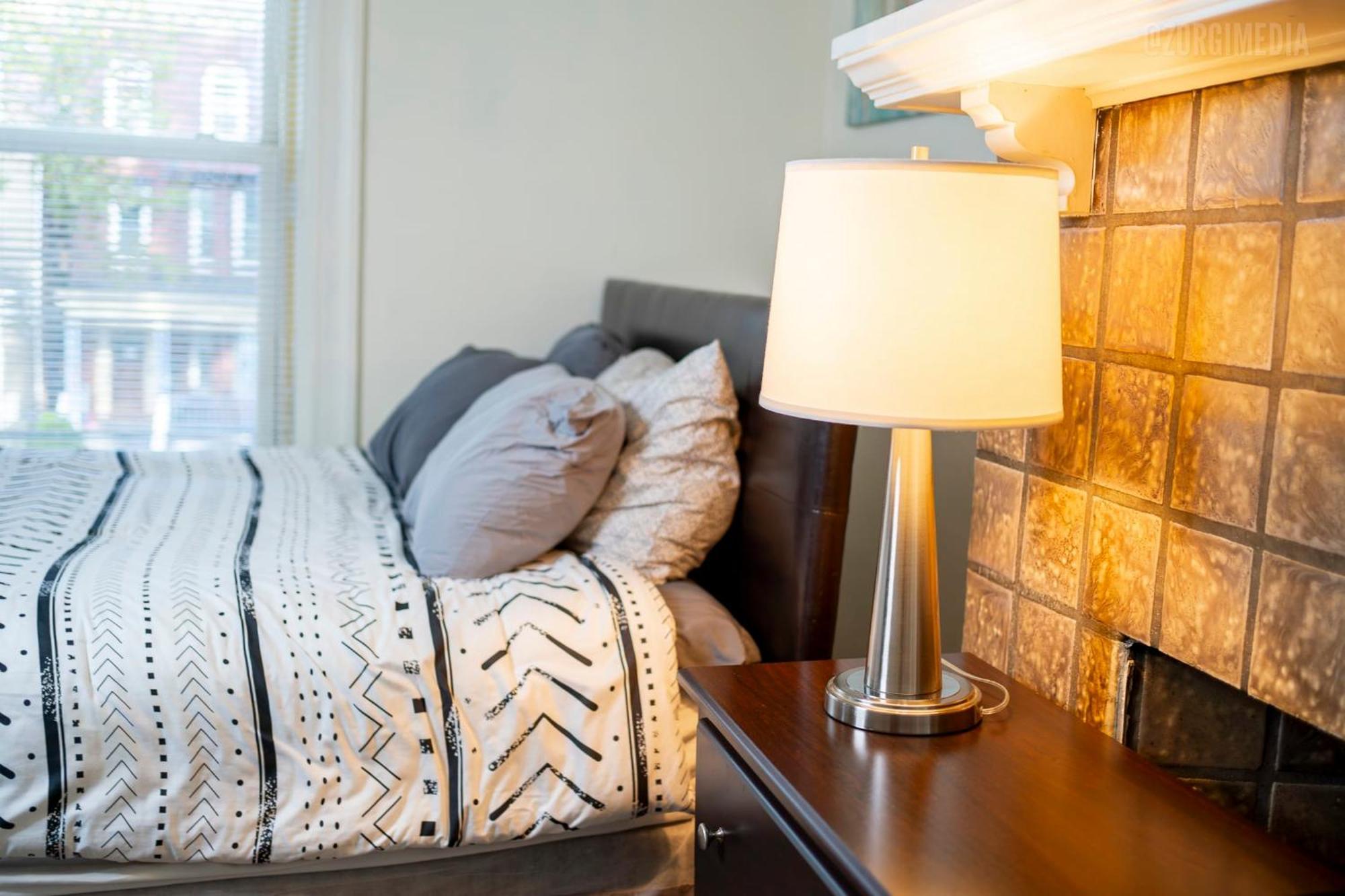 Stylish Apt - 2 Queen Bed - Easy Hospital Access Pittsburgh Exteriör bild